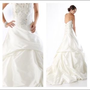 NWT Kristie Kelly Signature wedding dress